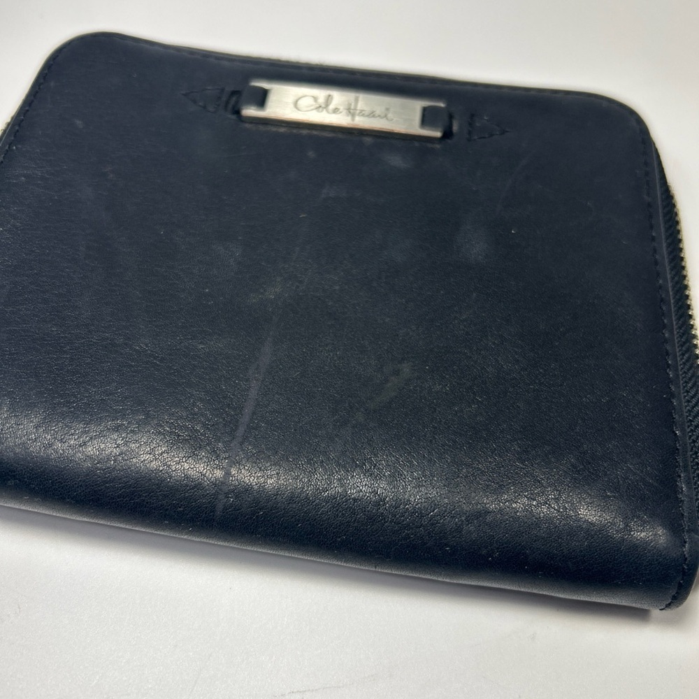 Cole Haan black leather zip wallet wristlet - Picture 2 of 9
